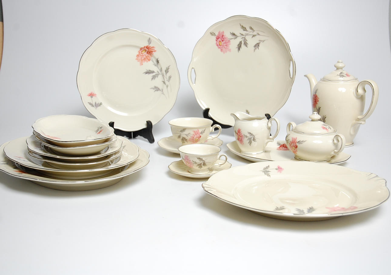 SERVIS, porslin, 117 delar " Prinzese" KPM.