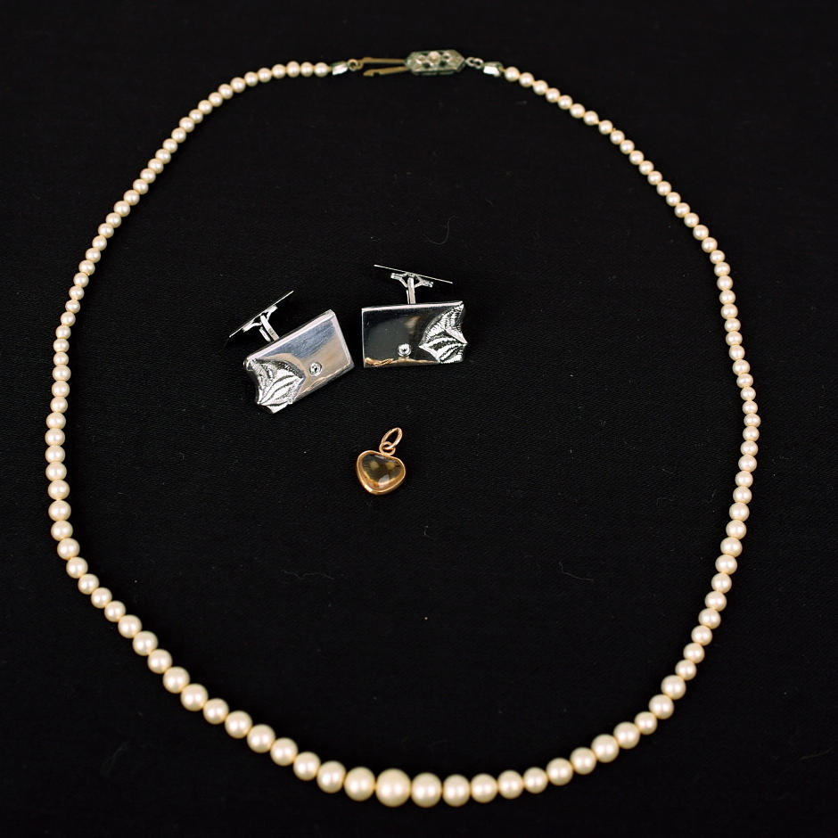 PÄRLCOLLIER, manschettknappar silver 835, guldhänge.