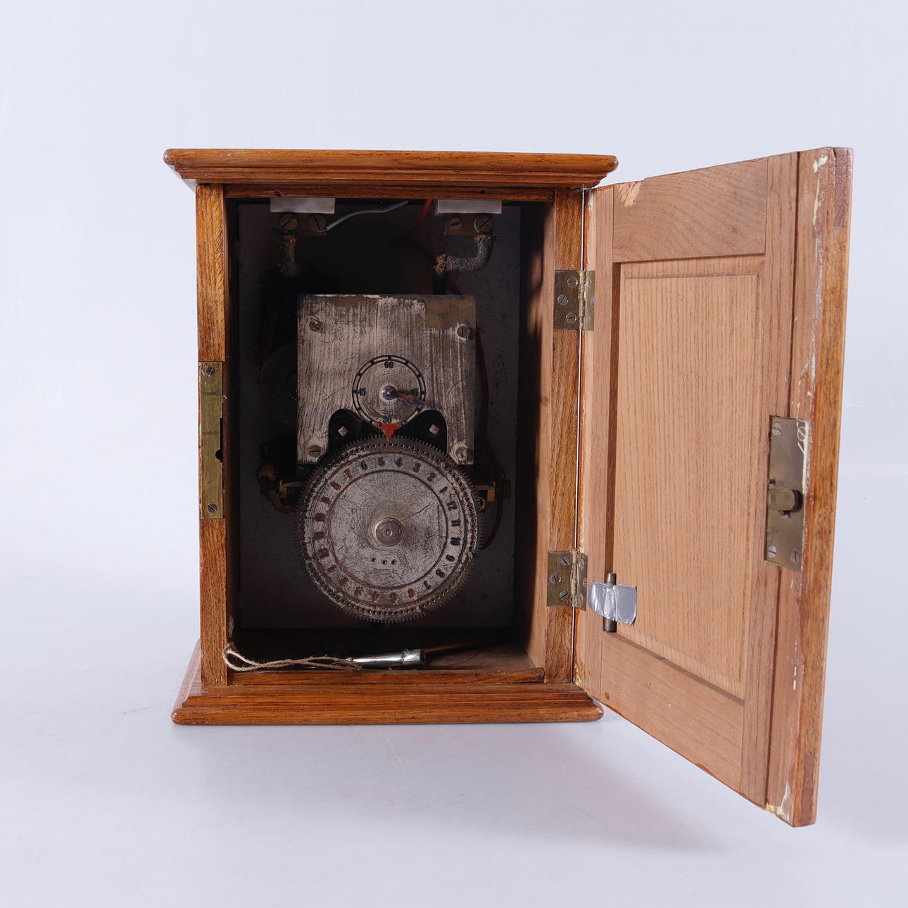 TIMER, wood, metal, 19th century.