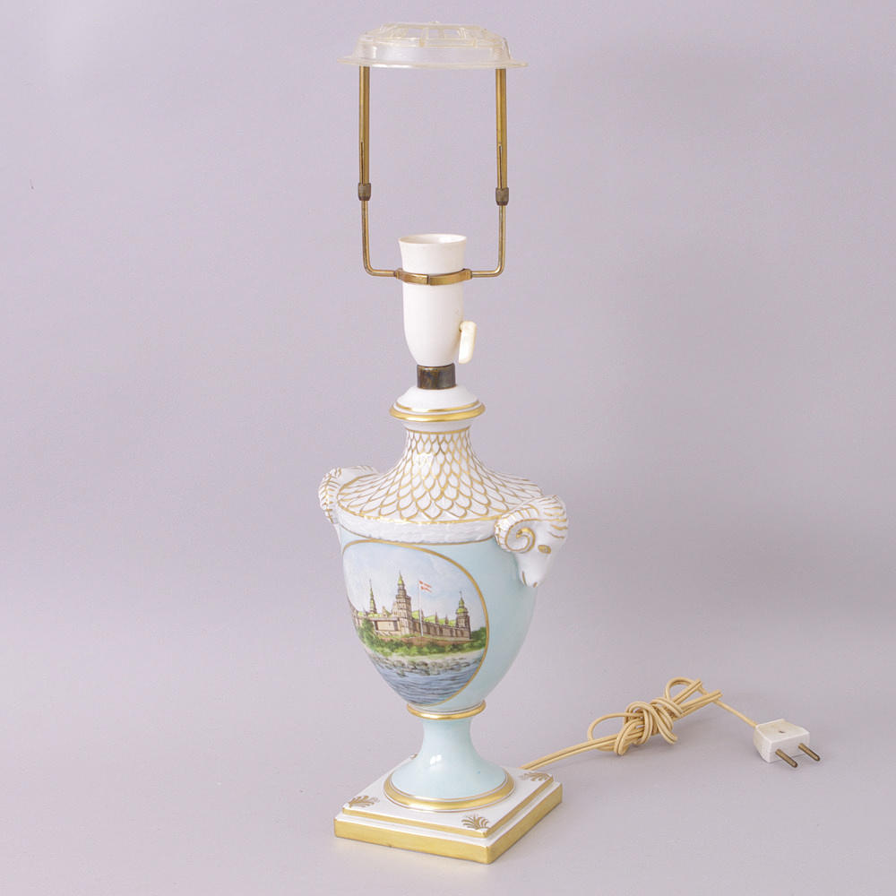 BORDSLAMPA, porslin, "Kronborg",Bavaria Tyskland.