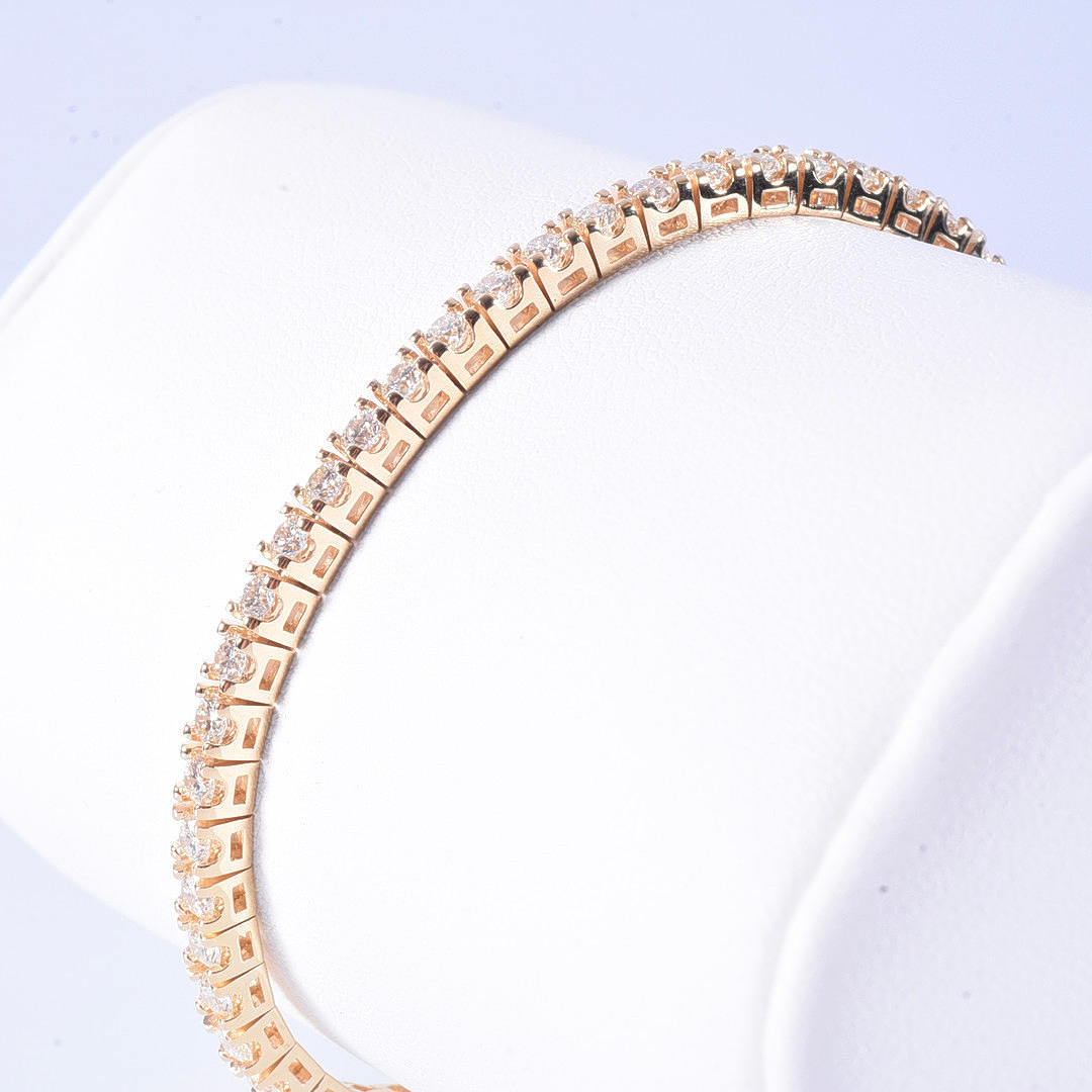 Rannekoru, tennisranneke, 4.34ct, 18K.