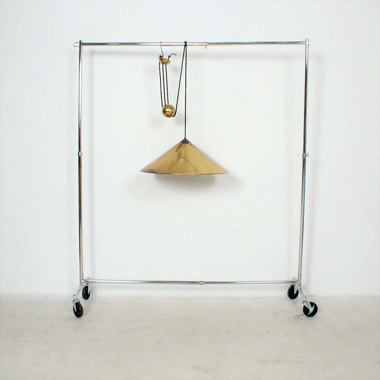 FLORIAN SCHULZ. ONOS 55 ceiling light.
