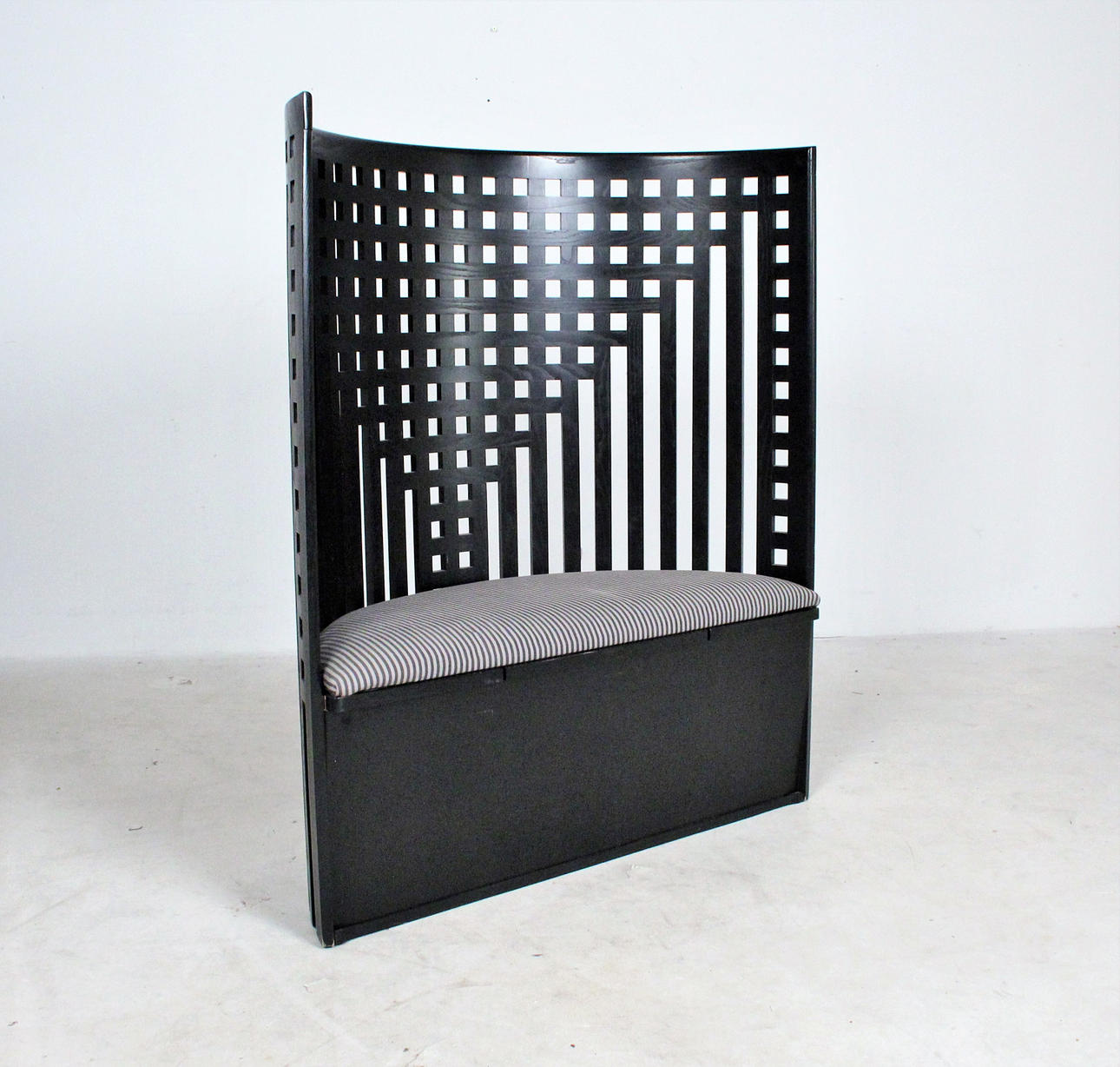 Populär stil bänk.