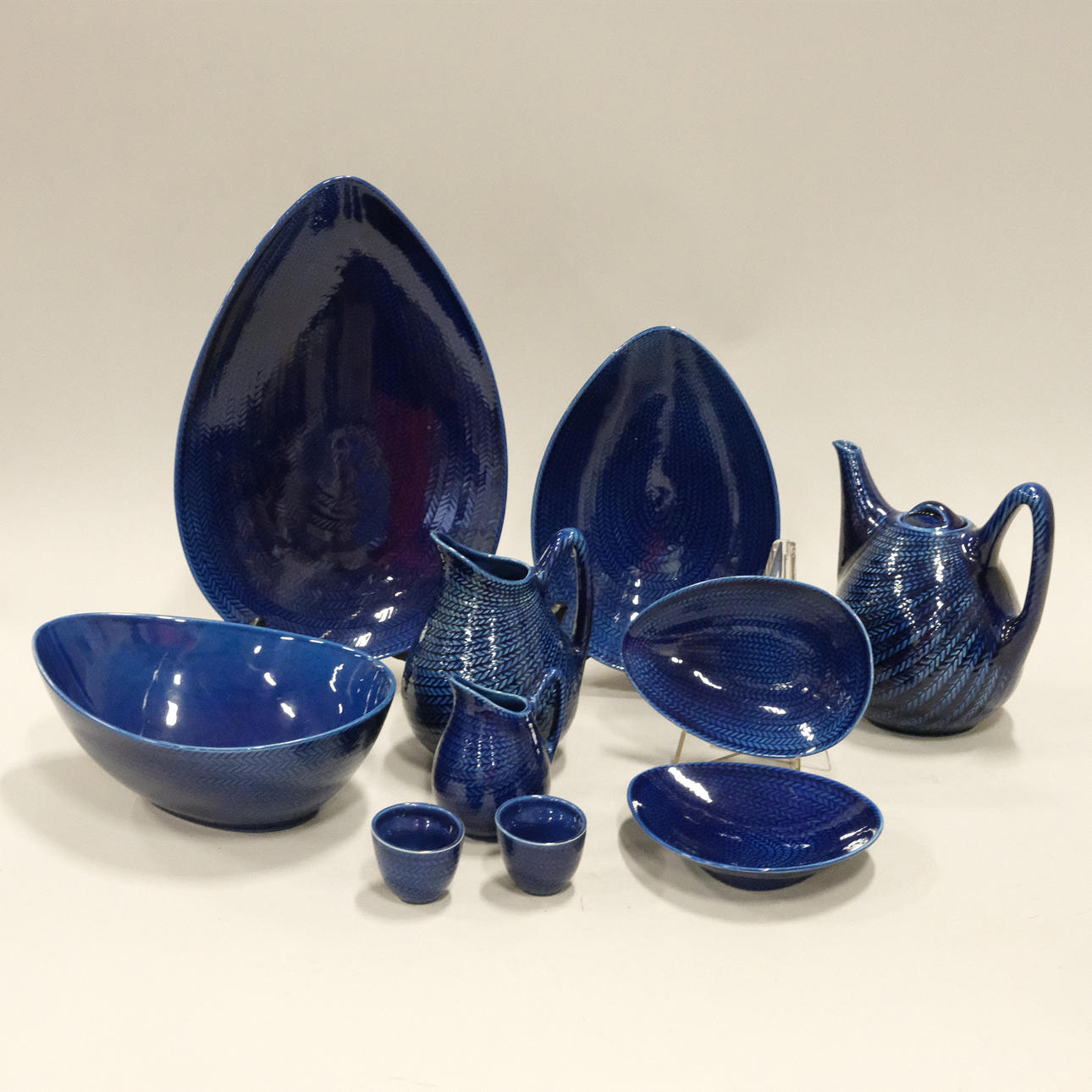 HERTHA BENGTSSON. RÖRSTRAND, 10 SERVISDELAR, "BLÅ ELD".