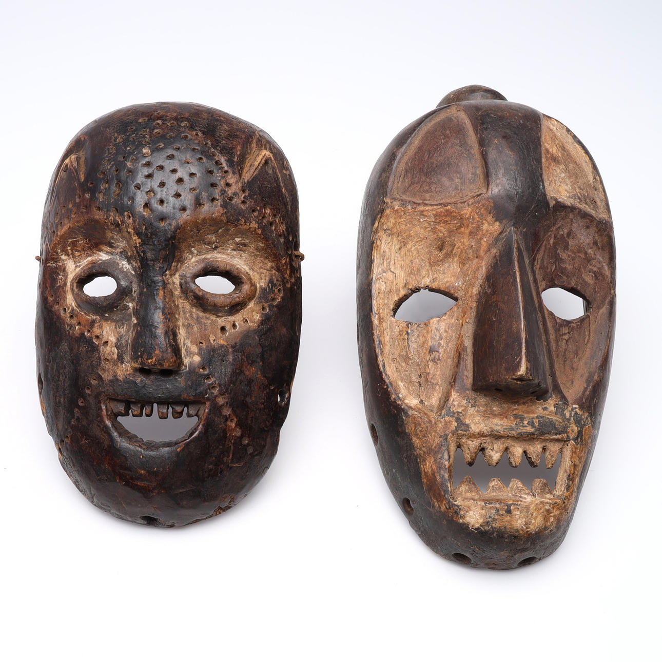 AFRIKANSKA MASKER, 2 st, Kongo.