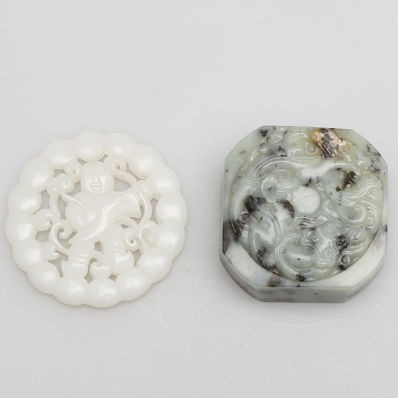 STENARBETEN, 2 delar, amulett och sigillstämpel troligen jade.