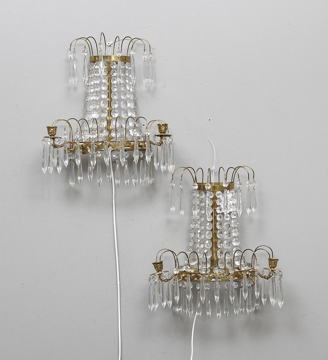 VÄGGLYSTER, ett par, empirestil, 1900-tal.