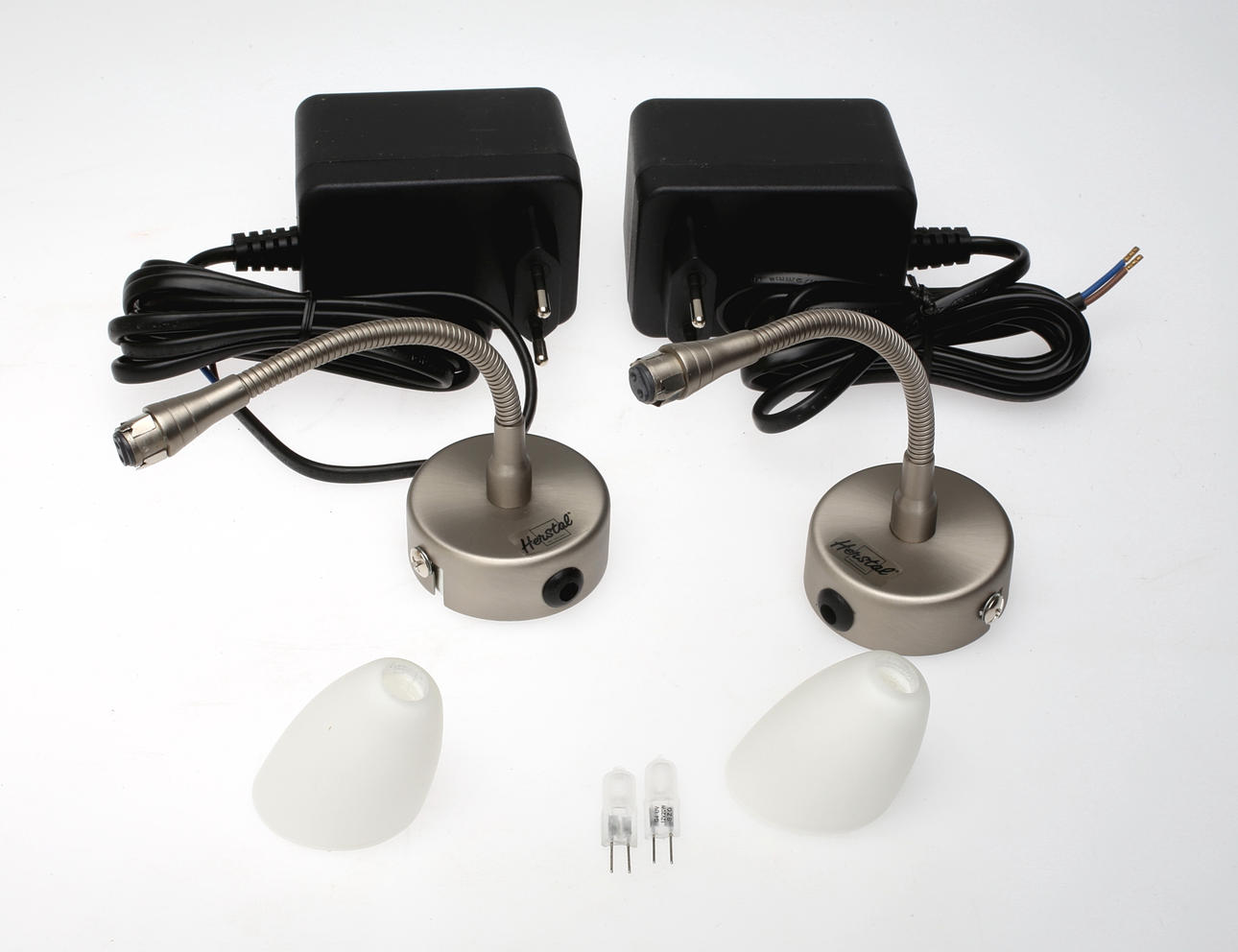 VÄGGLAMPOR, 1 par, Herstal, Danmark.