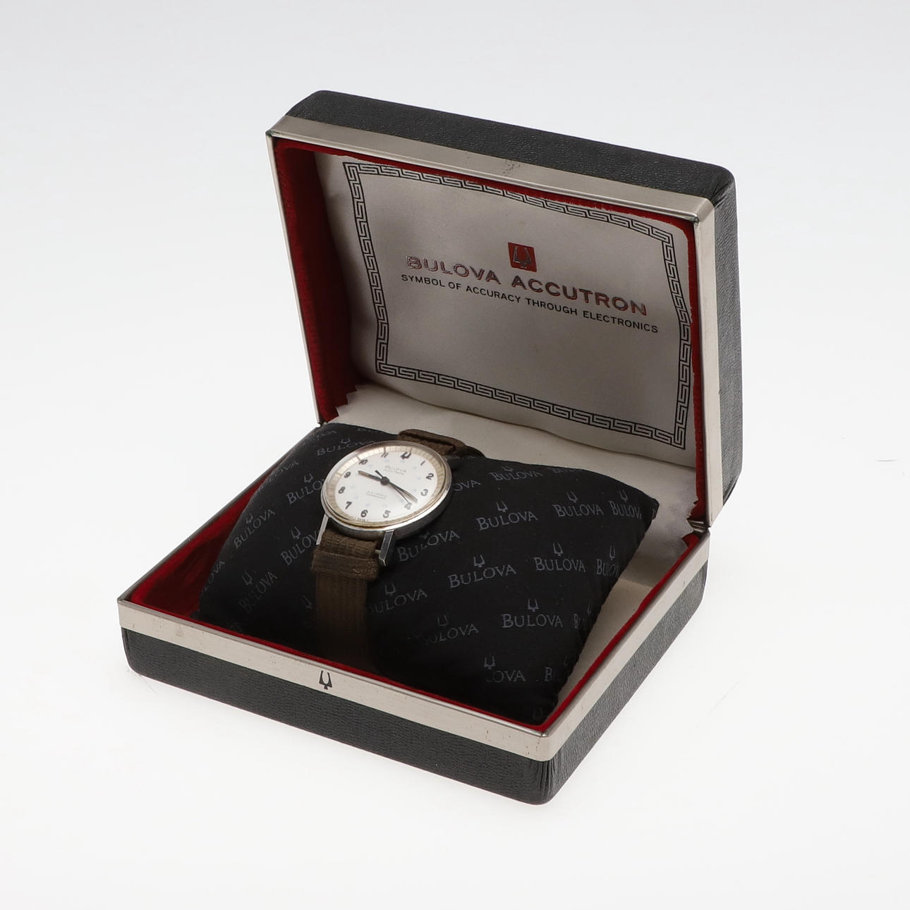 A CASED BULOVA ACCUTRON WRISTWATCH.