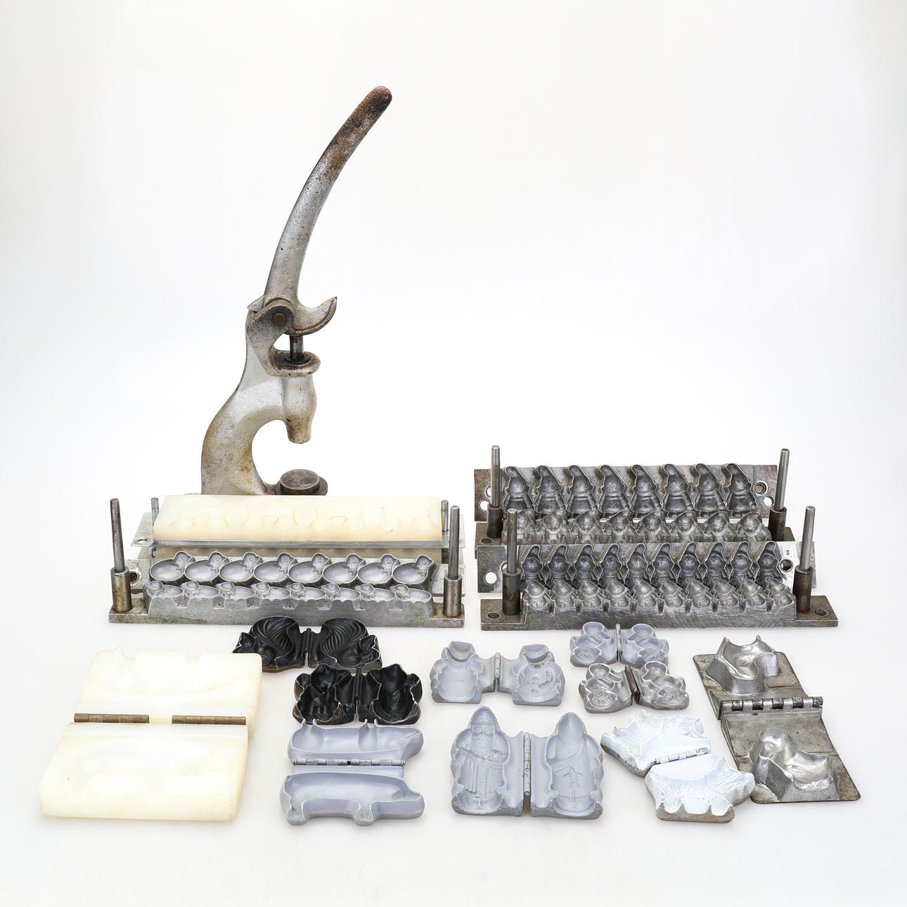 MARSIPAN / CHOKLADFORMAR samt press, parti.