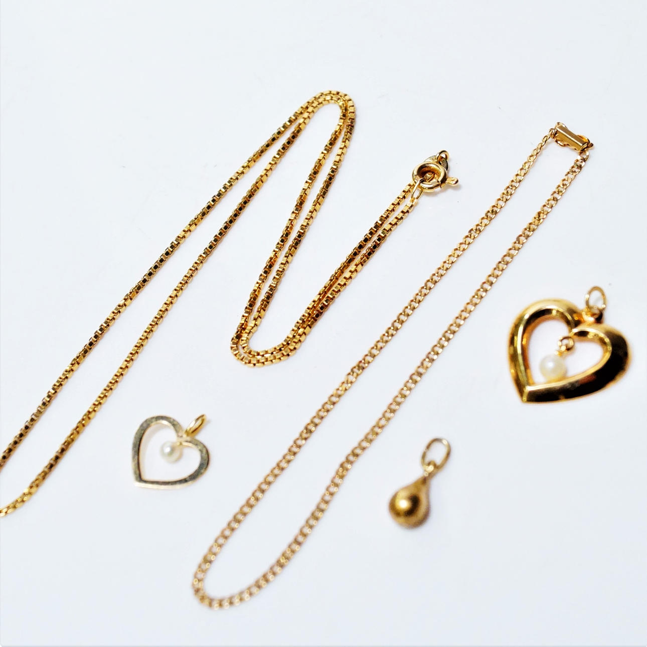 A Collection GUDLSMYCKEN, 18K, 5 pieces.