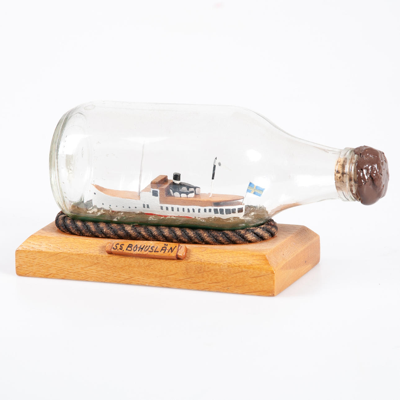 FLASKBÅT, glas/trä, "S.S BOHUSLÄN" 1900-tal.