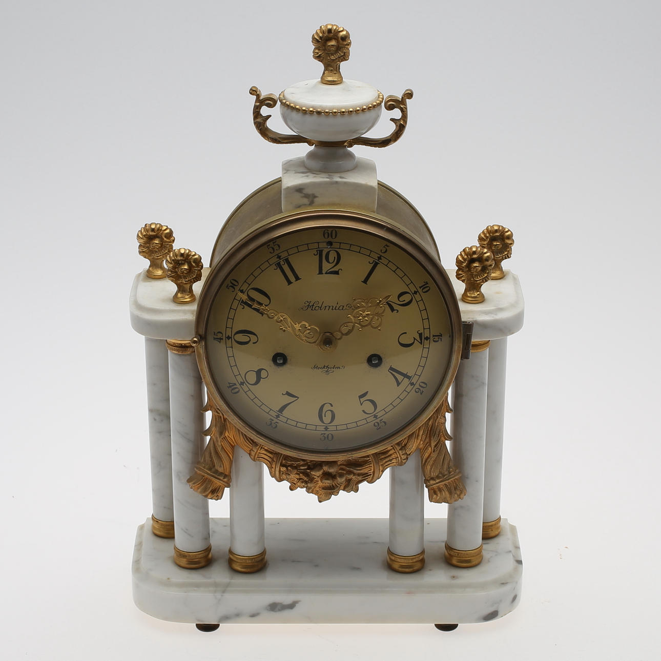 BORDSUR, Gustaviansk stil, Holmia, Stockholm, marmor samt mässing, 1900-tal.