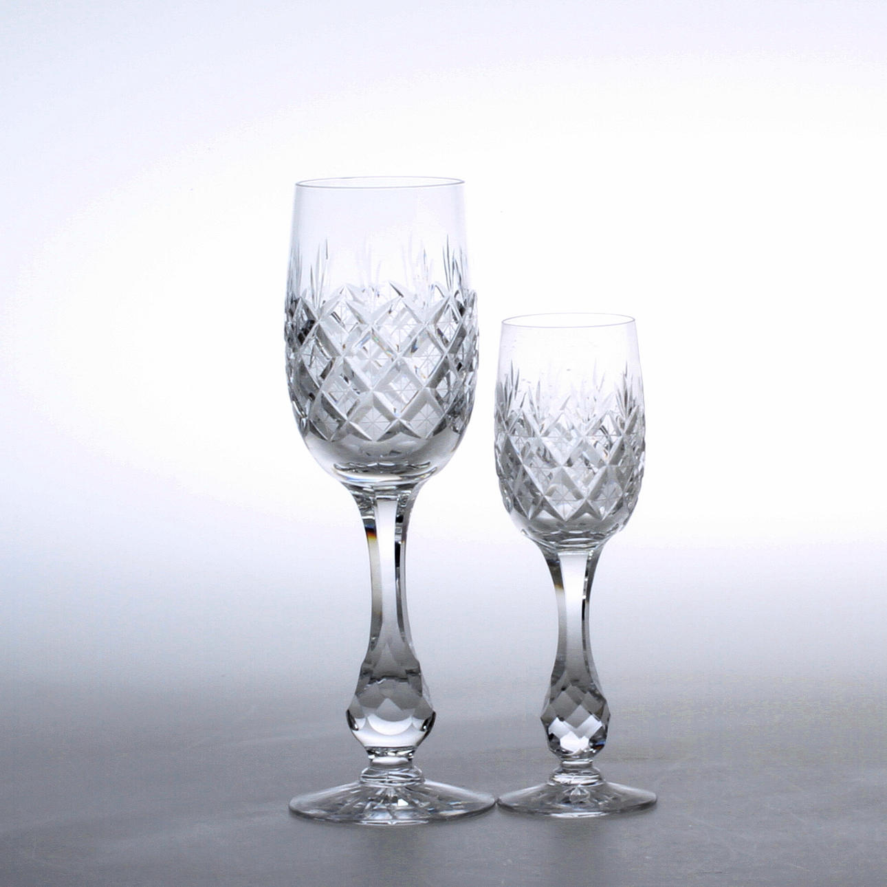 GLASSERVISDELAR, 23 delar, "Pompadour", Fritz Kallenberg.