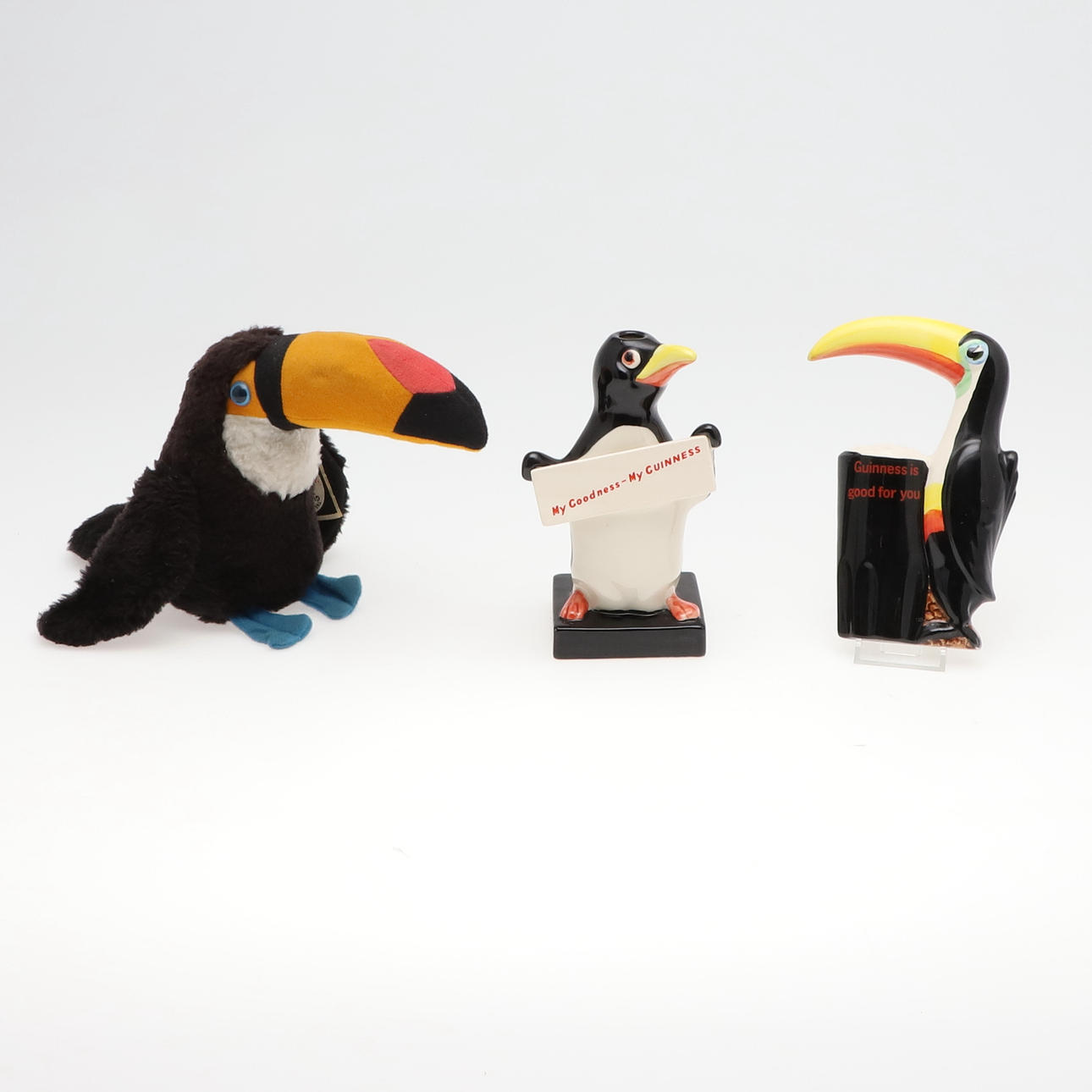 TRE CARLTONWARE GUINNESS REKLAMARTIKLAR:.