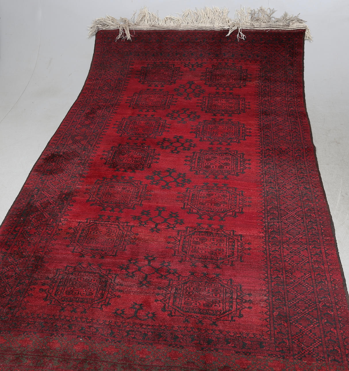 MATTA, orientalisk, ca. 280x175 cm.