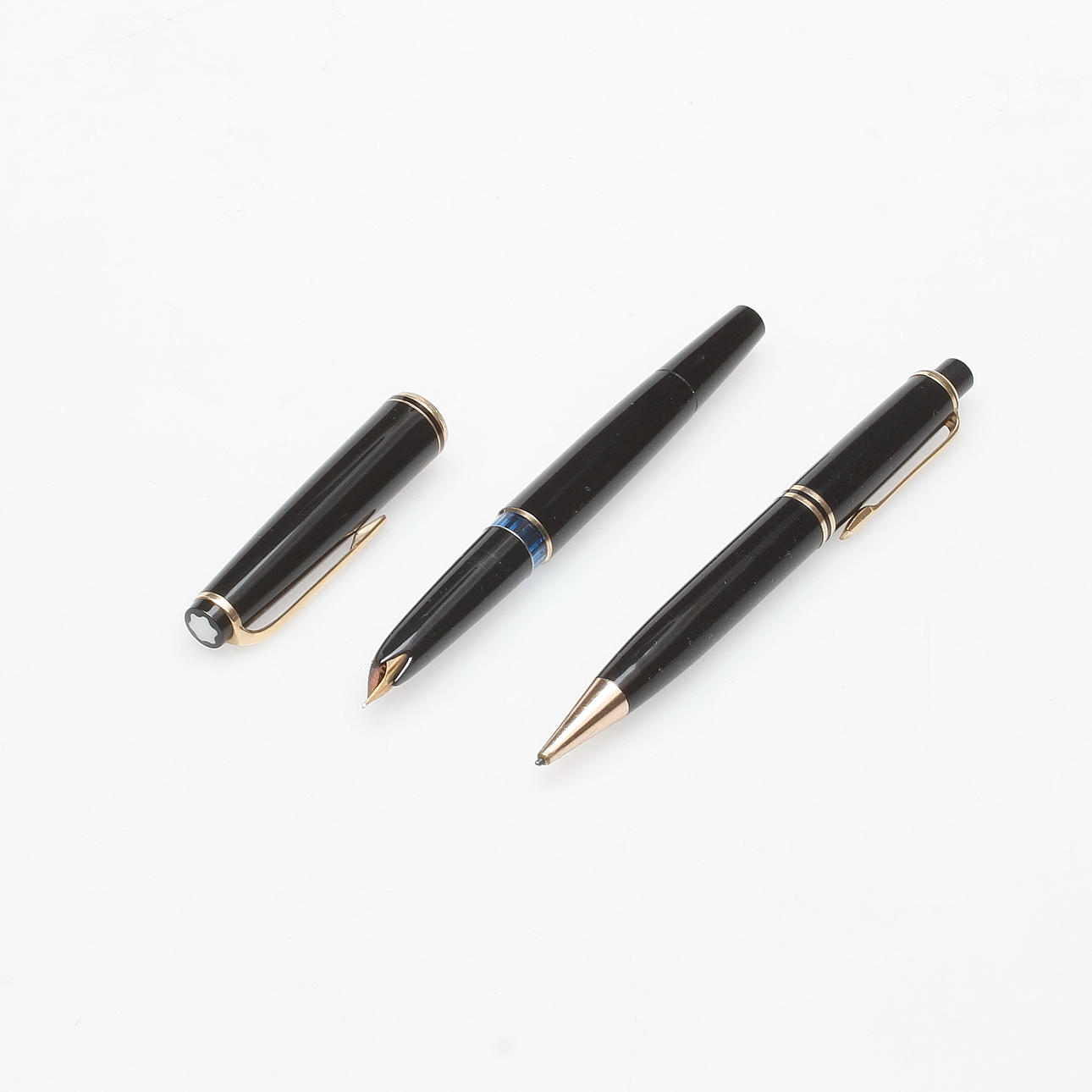 RESERVOIRPENNA samt BLYERTSPENNA, 2 st, Mont Blanc, No 22 samt 272 K.