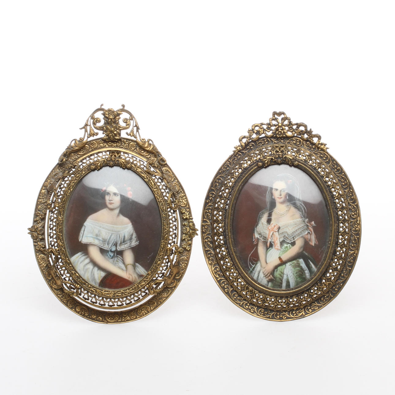 MINIATYRER, 2 st, Jenny Lind och Kristina Nilsson, otydligt signerade.