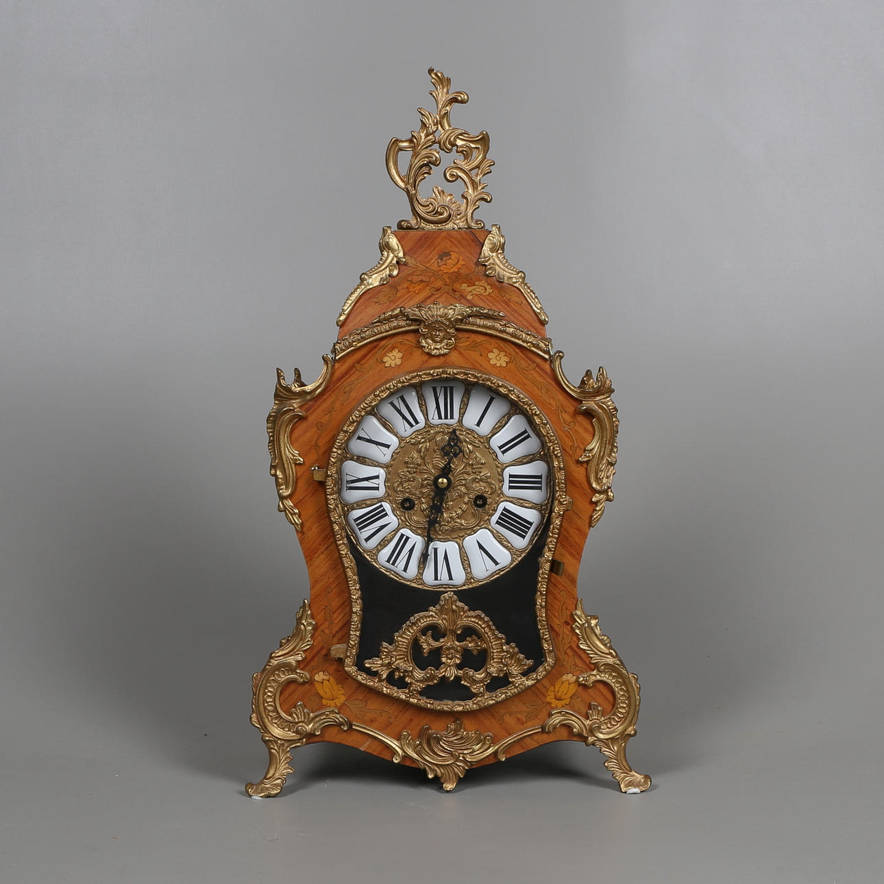 BORDSUR, rokokostil, trä samt brons, Tyskland, 1900-tal.