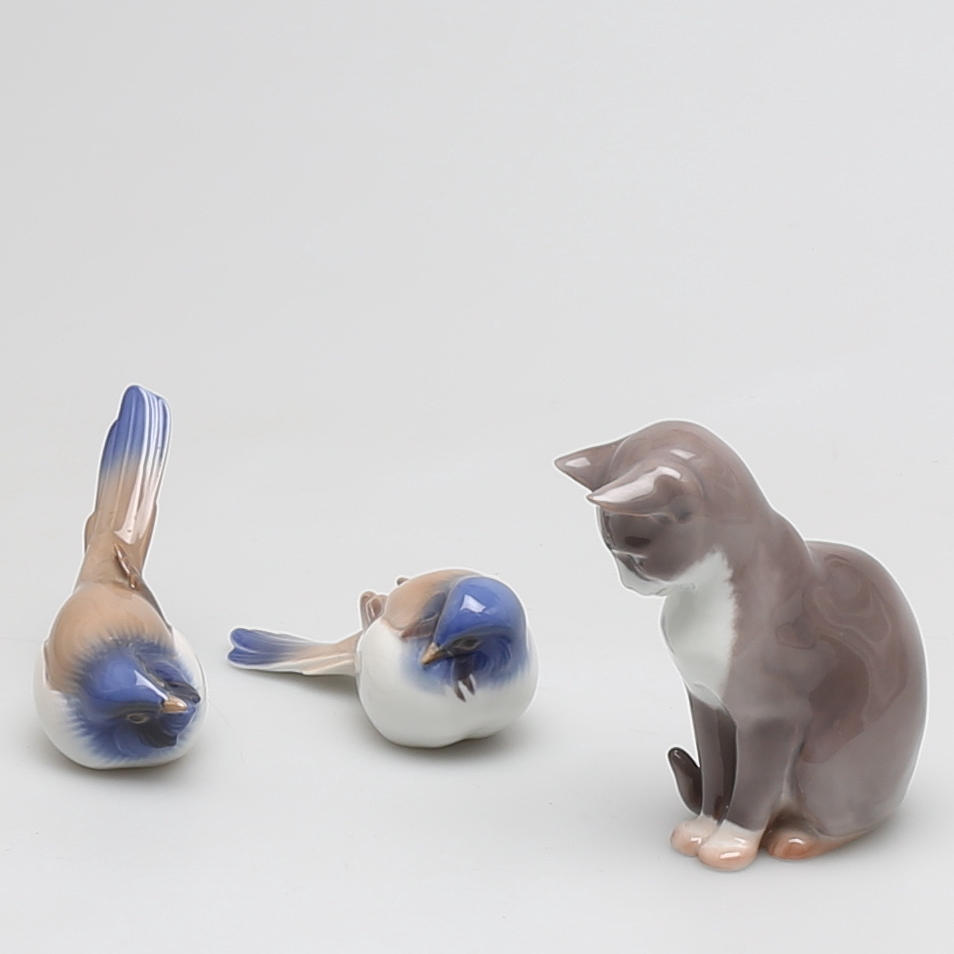 FIGURINER i porslin, 3 st, Bing & Gröndahl, Danmark.