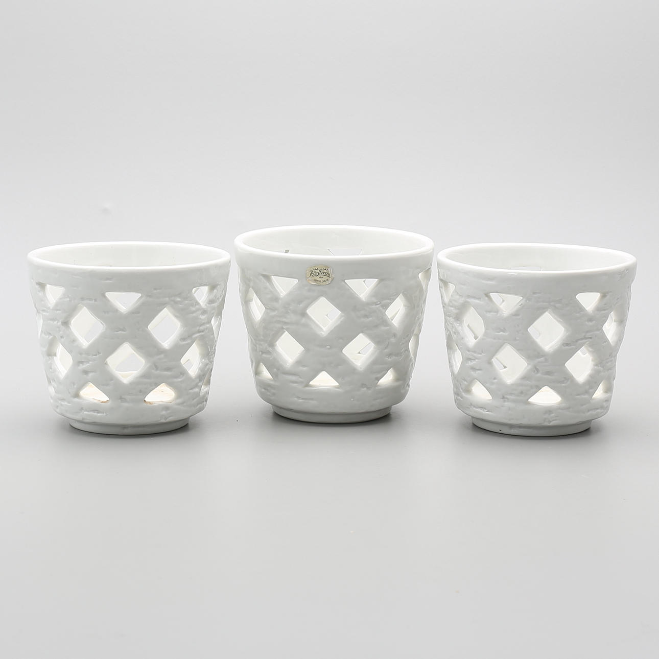 YTTERFODER, 3 st, stengods, Gunnar Nylund, Rörstrand.