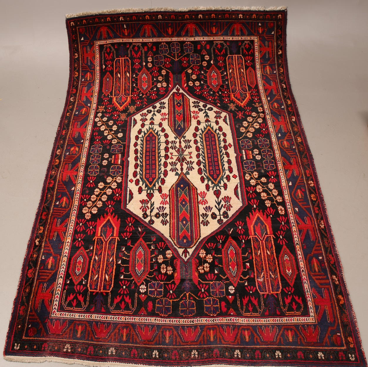 MATTA, orientalisk Afshar, 270x180 cm.