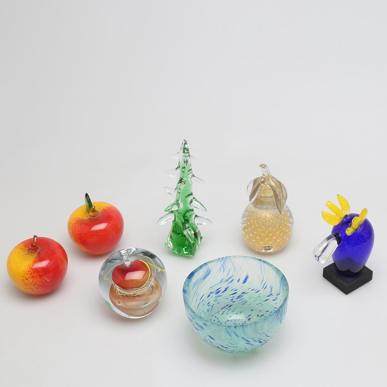 PARTI GLAS, 7 delar, bl a skål, Steninge slott.