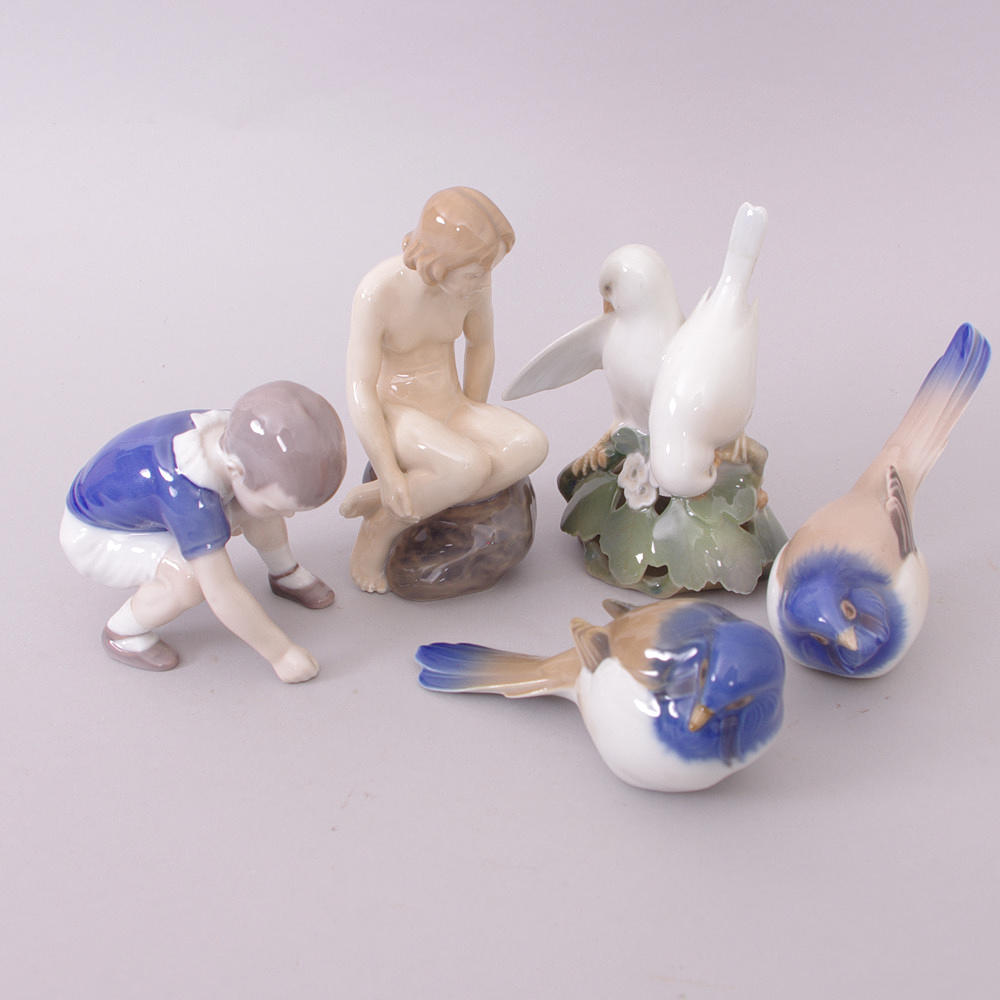 FIGURINER, 5 stycken, porslin, # Bing & Gröndal, 2 Royal Copenhagen.