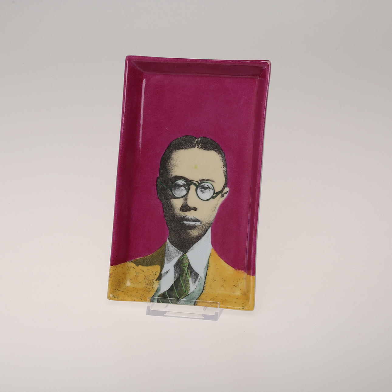 PLATE, ceramic, motif depicting Puyi, Fabienne Jouvin, Paris