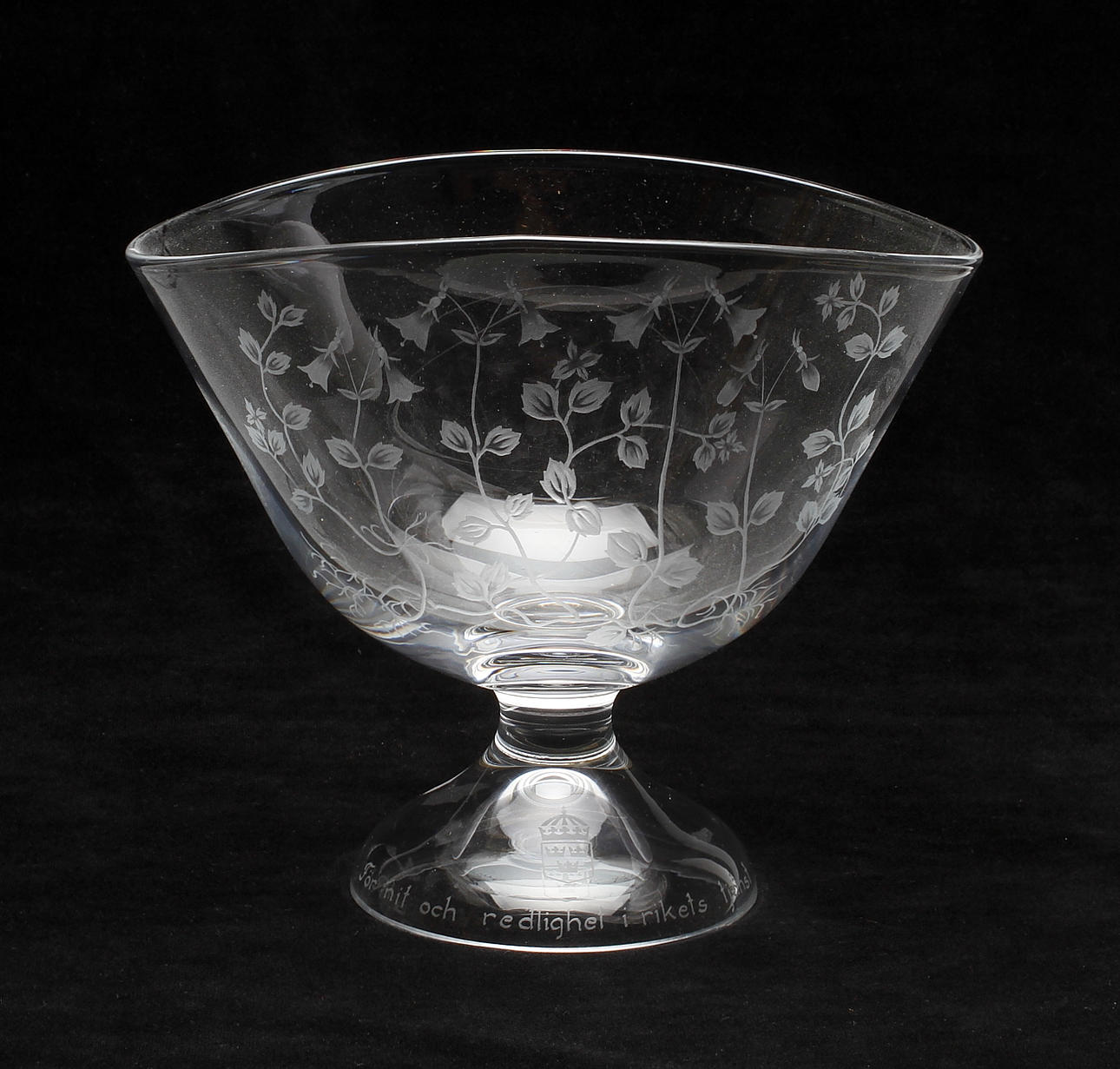 SKÅL, glas, Lisa Bauer, Kosta, signerad.