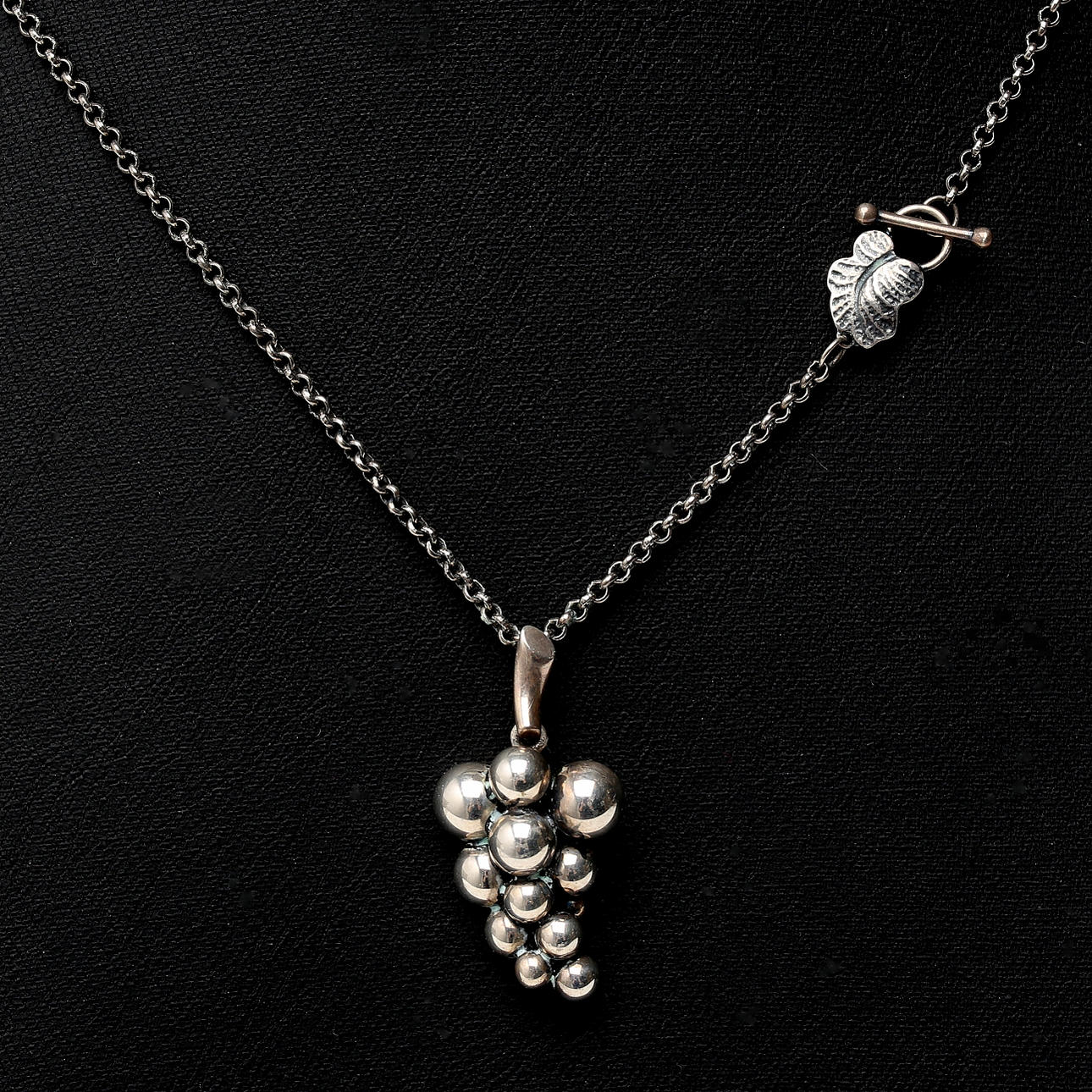 GEORG JENSEN. Necklace, sterling silver, "Moonlight Grape", 1900s.