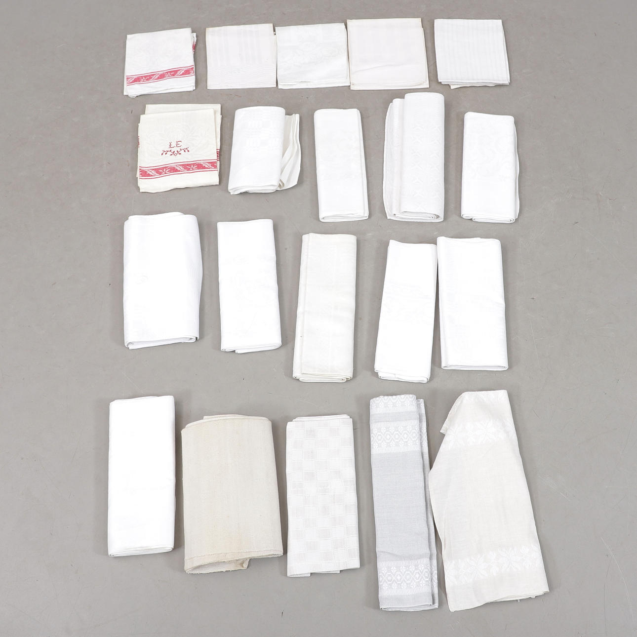 TOWELS AND TOWELS, 23 pcs, linen, 1900s.