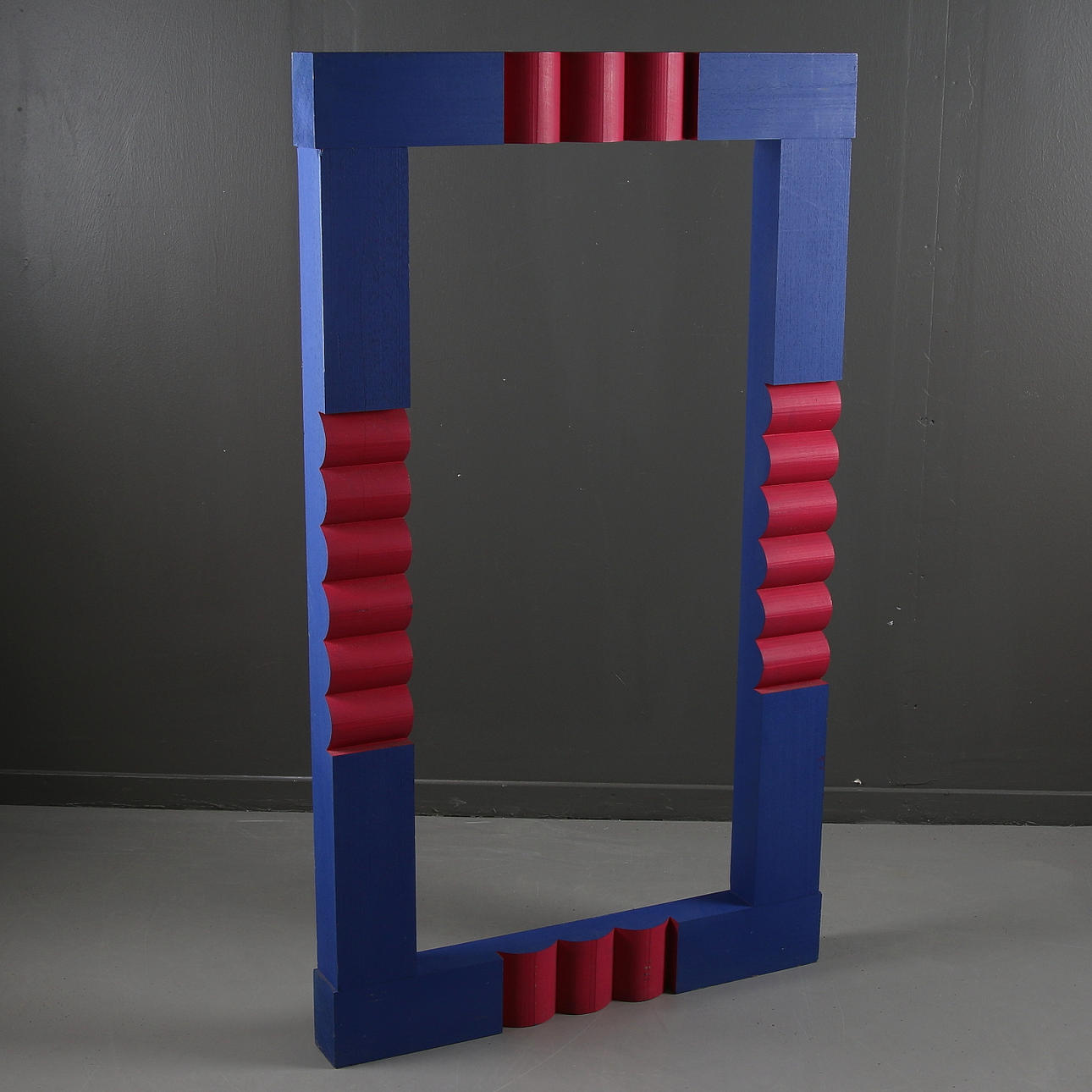 ERIK HÖGLUND. ram, trä. 1900-tal.