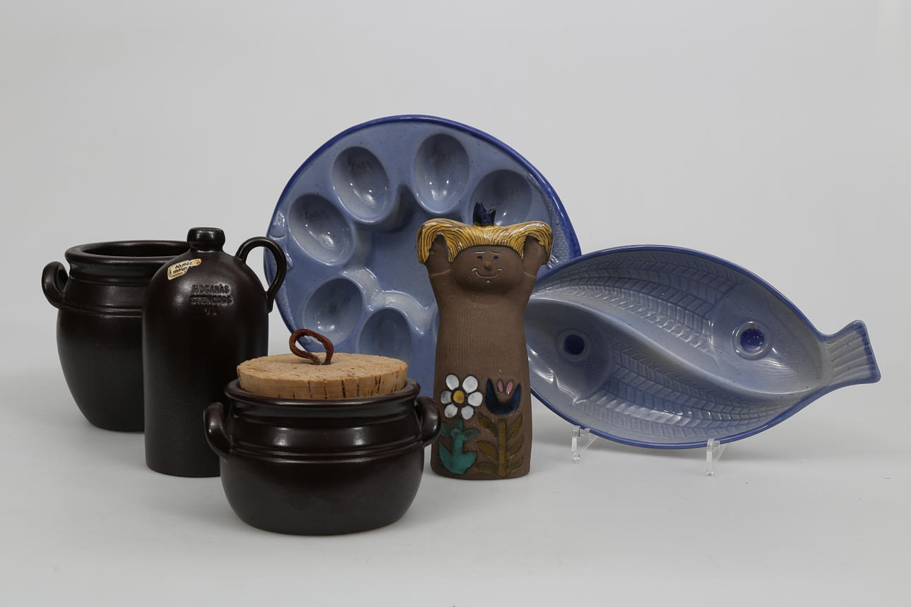 PORSLIN OCH STENGODSFÖREMÅL, 6 delar, bland annat Upsala-Ekeby.