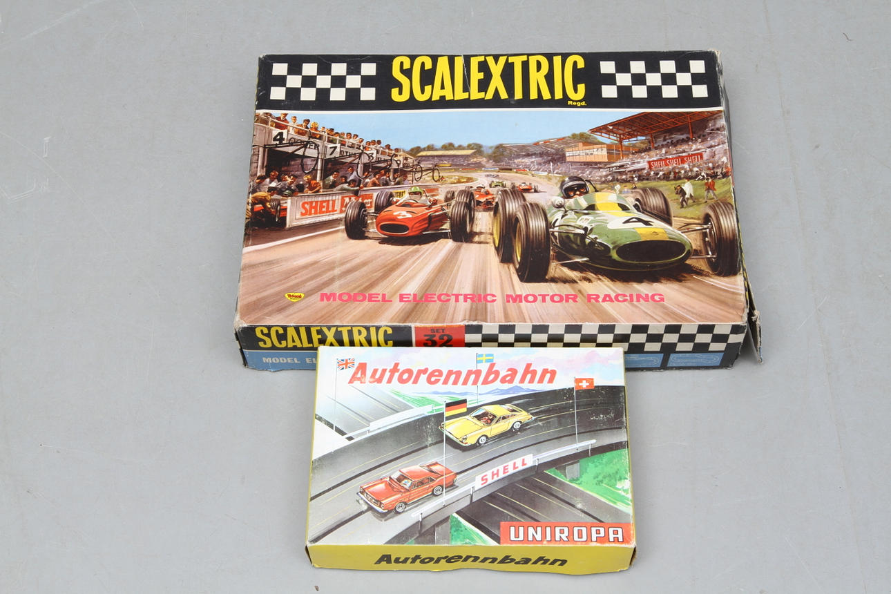 SCALEXTRIC bilbana i originalkartong. UNIROPA bilbana i originalkartong.