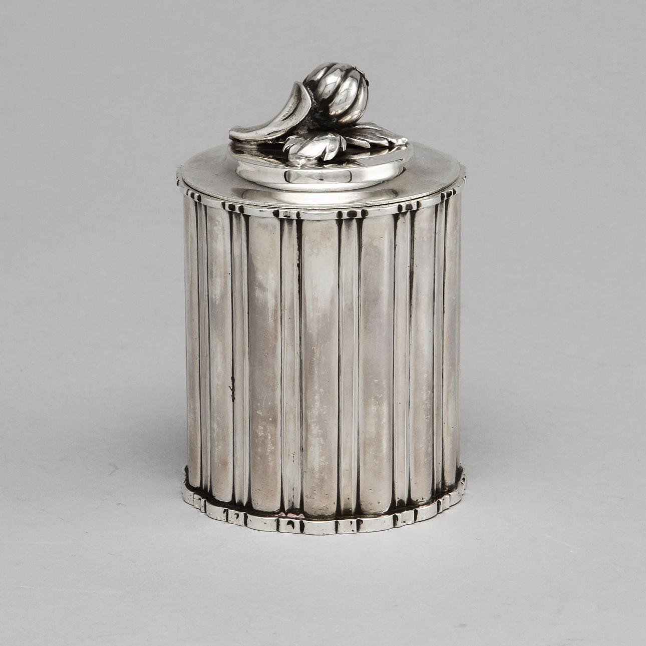 CIGARETTASK, silver, Borgila, 340 gram brutto.