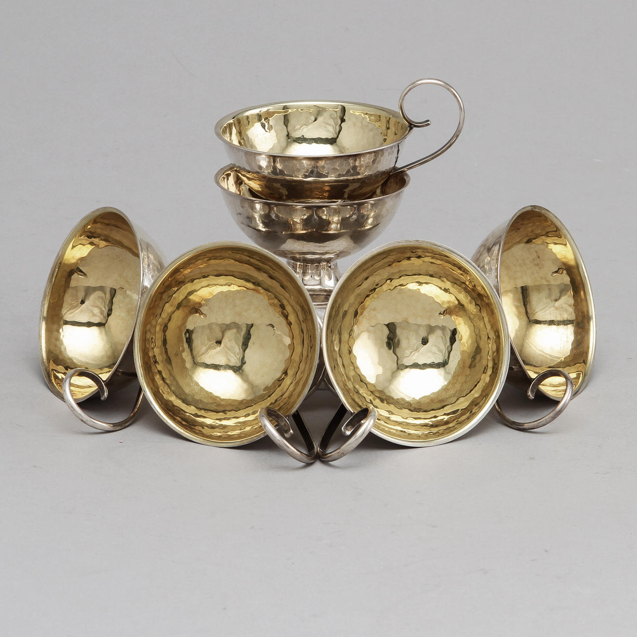 PUNSCHKOPPAR, 6 st, silver med invändig förgyllning, Göteborg 1944. Vikt ca 230 gram.