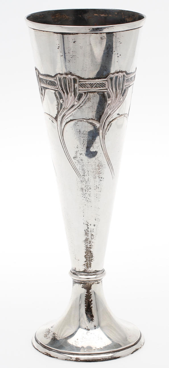 VAS, silver, jugend, tidigt 1900-tal, vikt ca 544 gram.