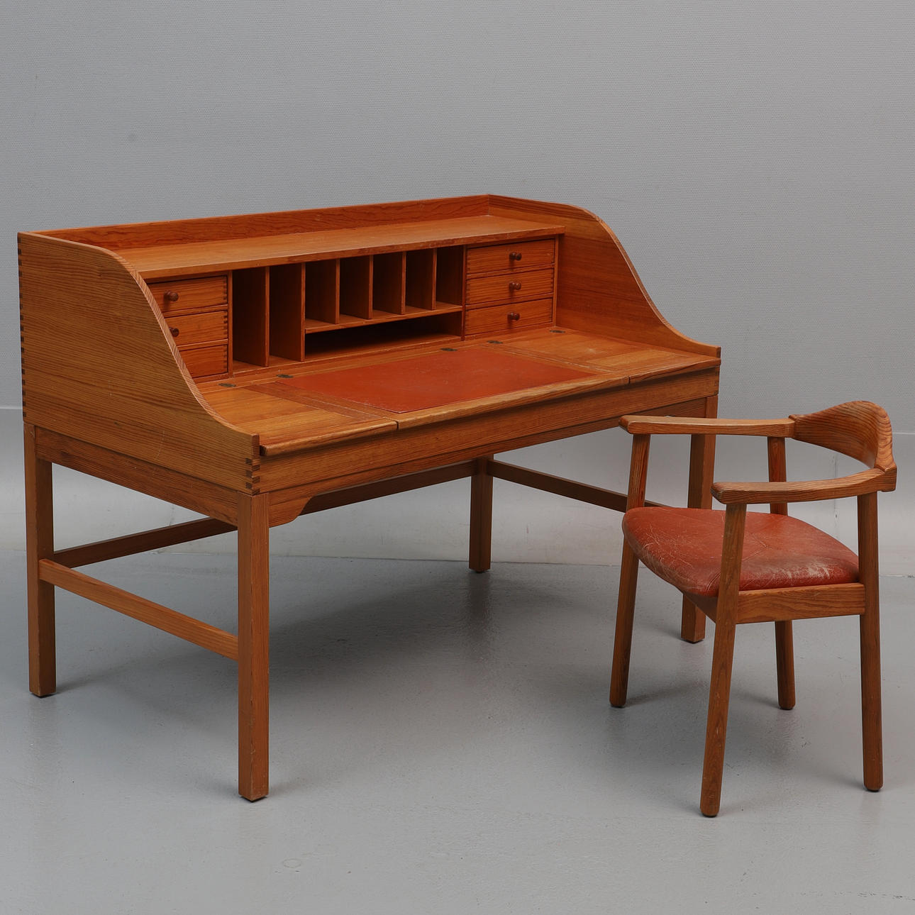 ANDREAS HANSEN. Desk & armchair, pine & leather, Hadsten Träindustri, Denmark.