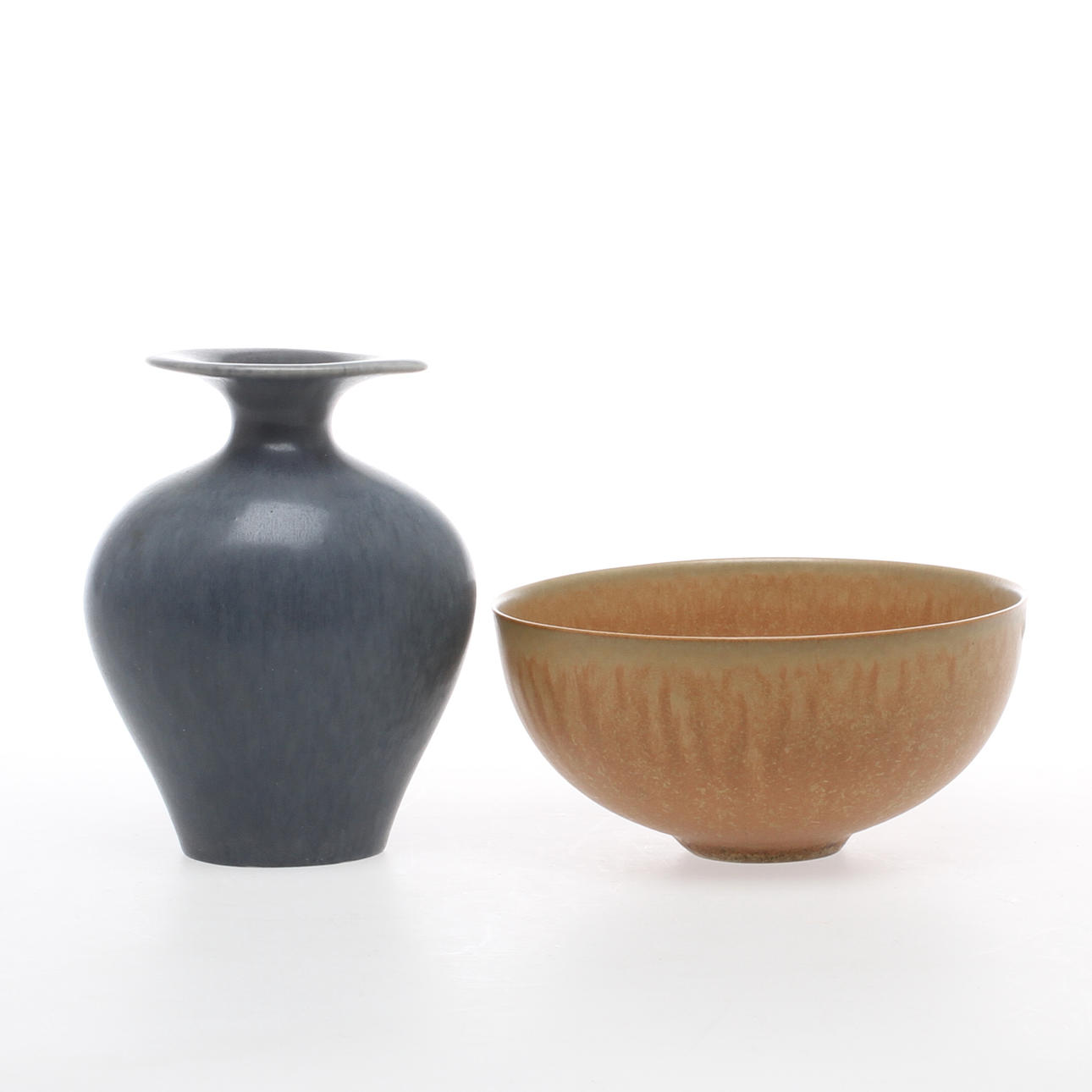 VAS stengods Gunnar Nylund Rörstrand samt SKÅL, stengods, 1900-tal.