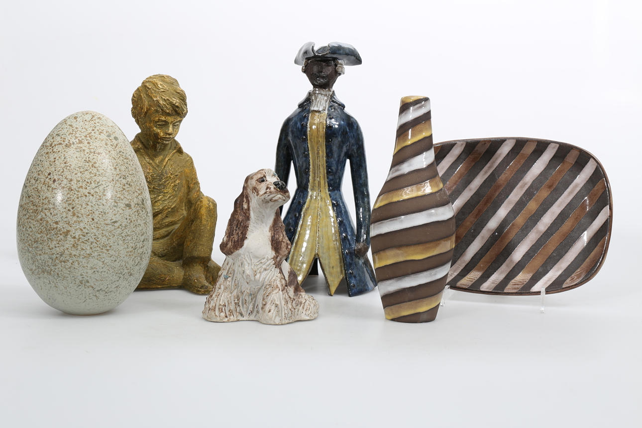 KERAMIKFÖREMÅL, 6 delar, bland annat Upsala-Ekeby.