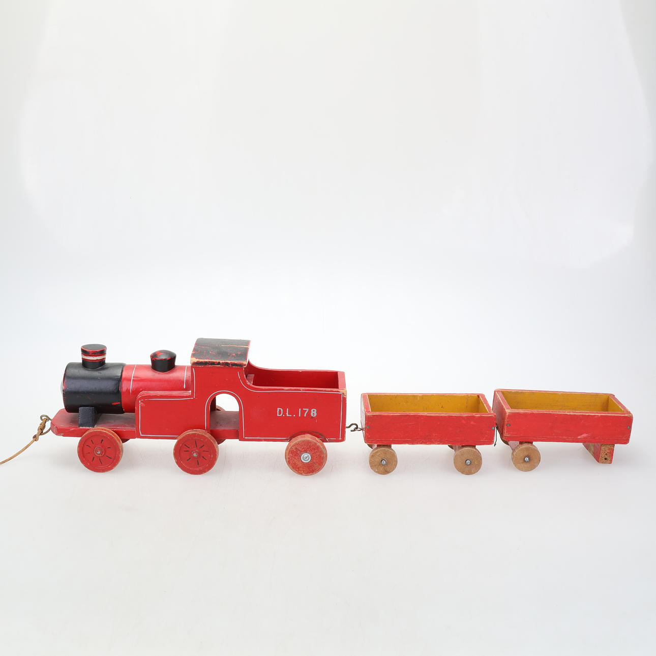 TOY TRAIN plus 2 carriages, wooden.