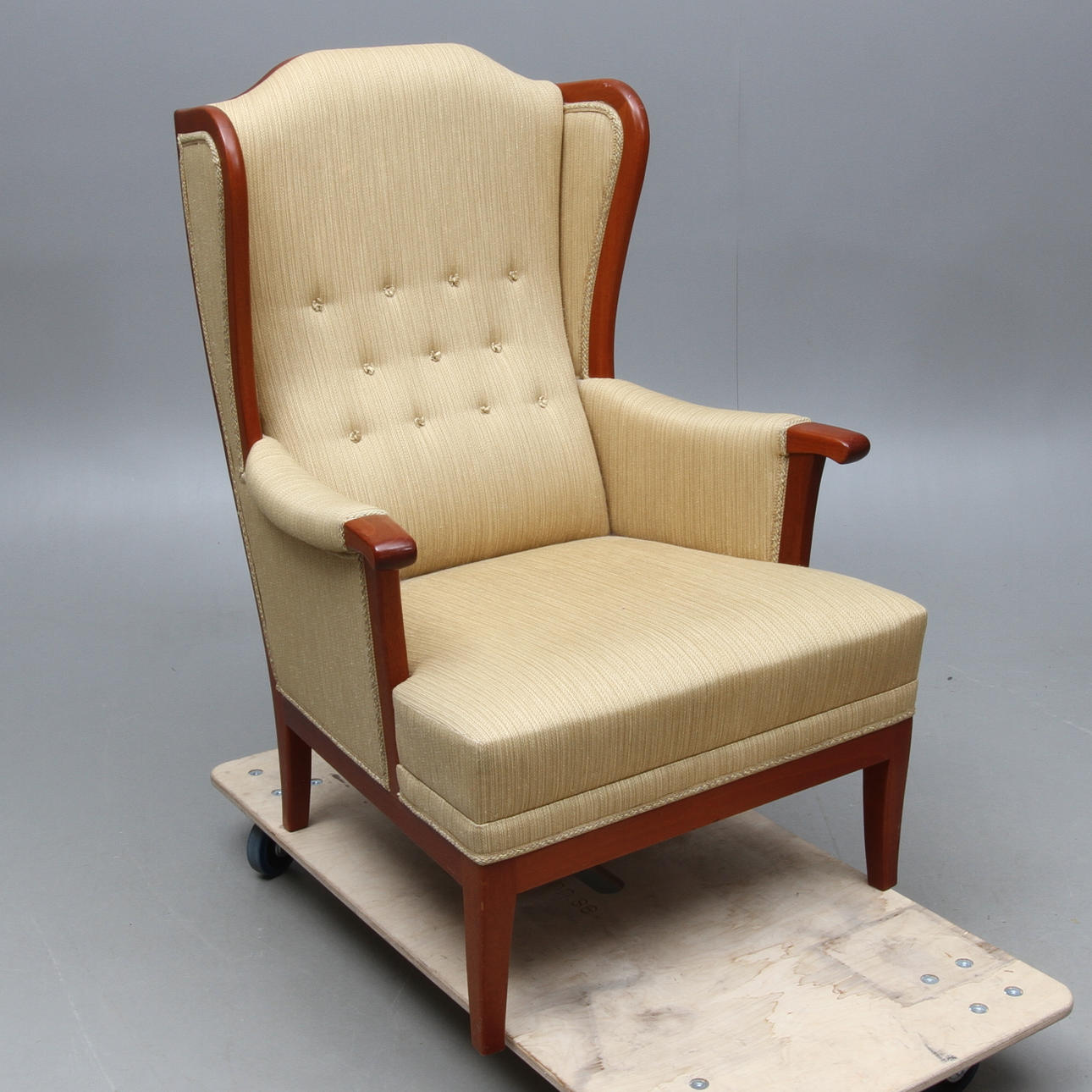 FÅTÖLJ, "Herremannen"/"Husfadern", Carl Malmsten, Sjögren, Textil Miljö.