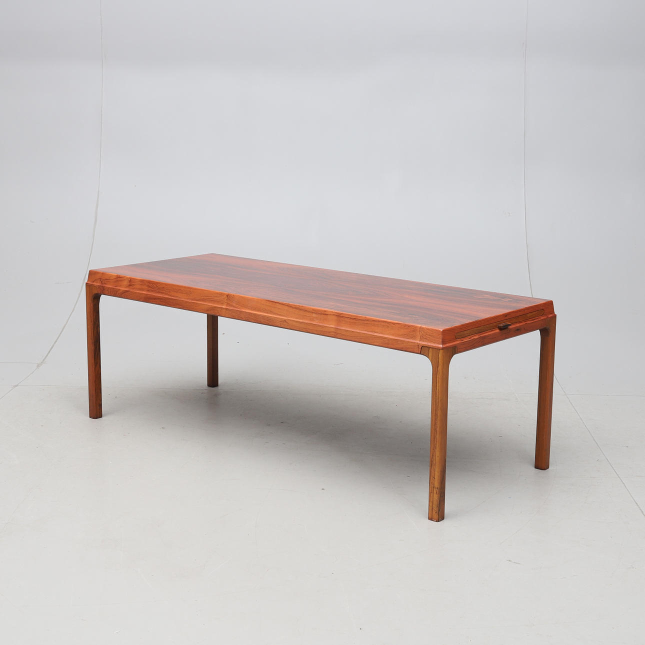 SOFFBORD, jakaranda, 1900-talets andra hälft.