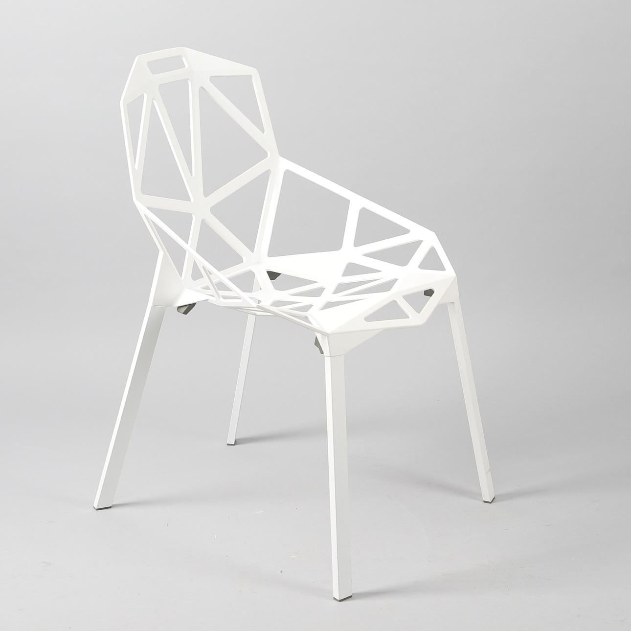 Konstantin GRCIC. Stuhl, "Chair one", Magis, weiß.