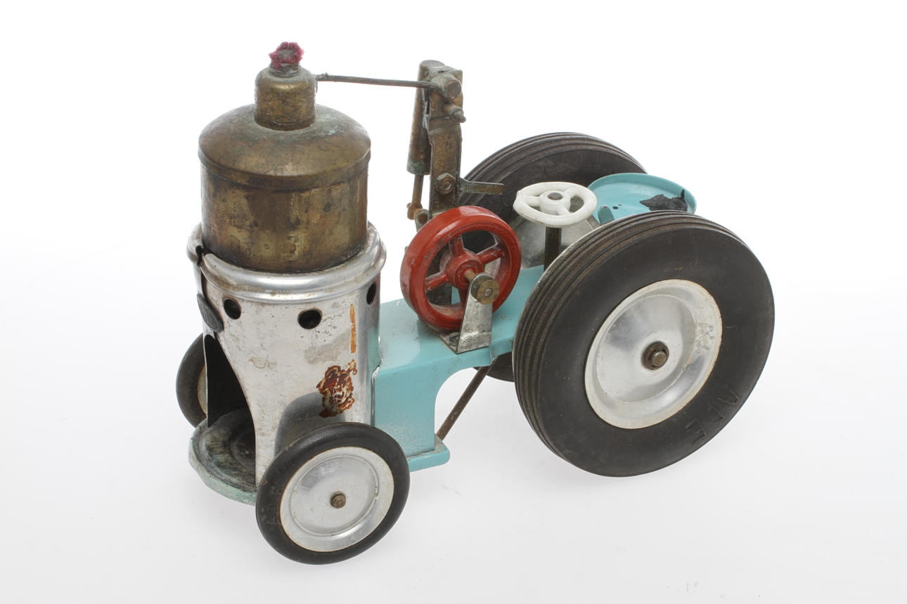 ÅNGMASKIN ADE TRAKTOR.