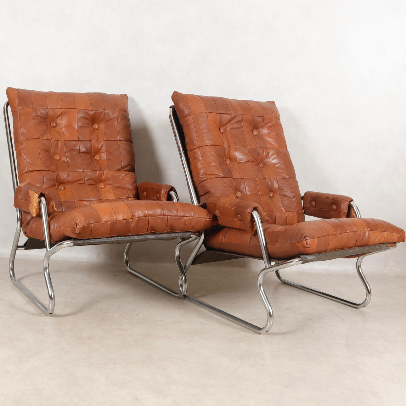 STÅLRÖRSFÅTÖLJER, 1-par, 1900-tal.