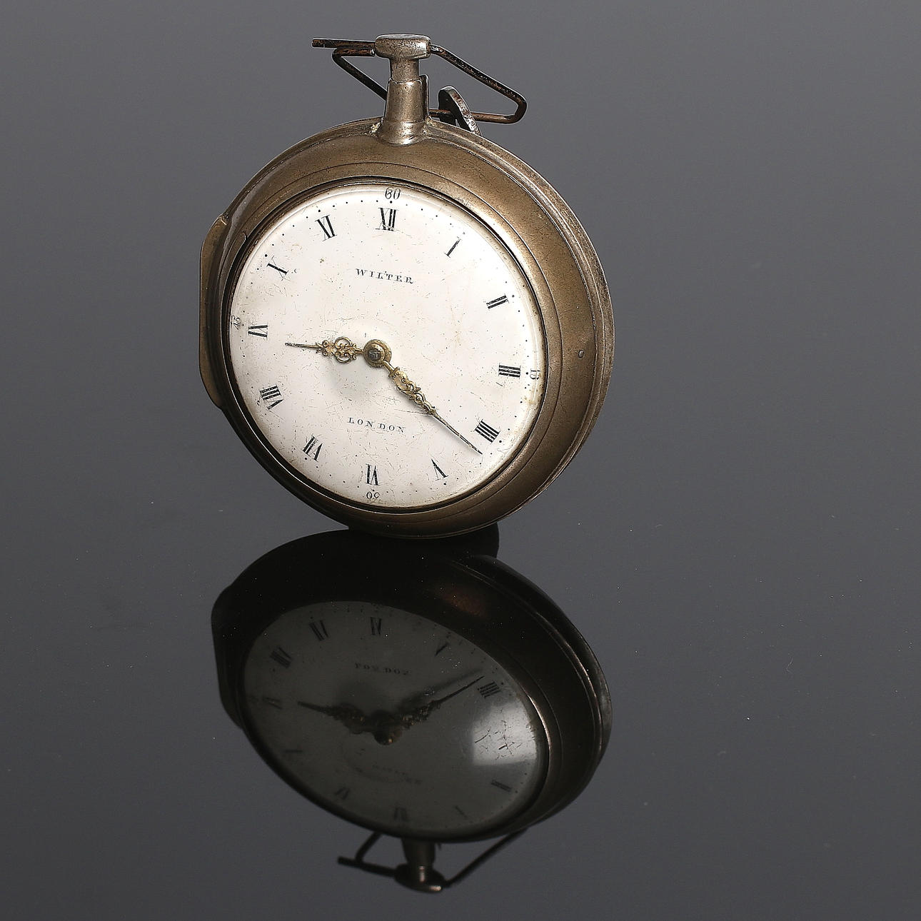 SPINDELUR, Wilter London, i fodral. 1800-tal.