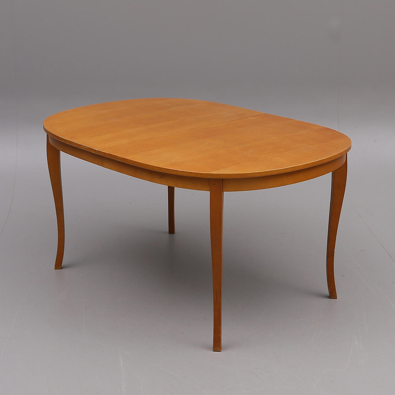 DINING ROOM TABLE, 1900s.