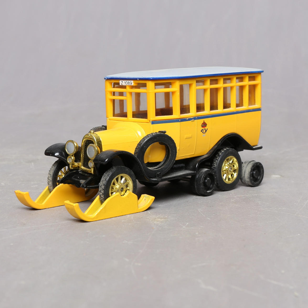 SCANIA-VABIS Y16, 1923, Post Bus, skala 1:42. Leksaker - Leksaker